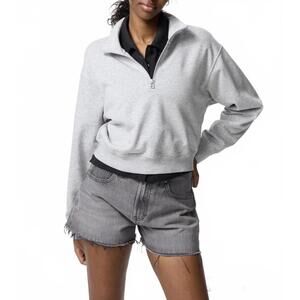 Uniqlo Denim Shorts | Distressed | 2.5" Inseam Gray Wash NWT Size 24